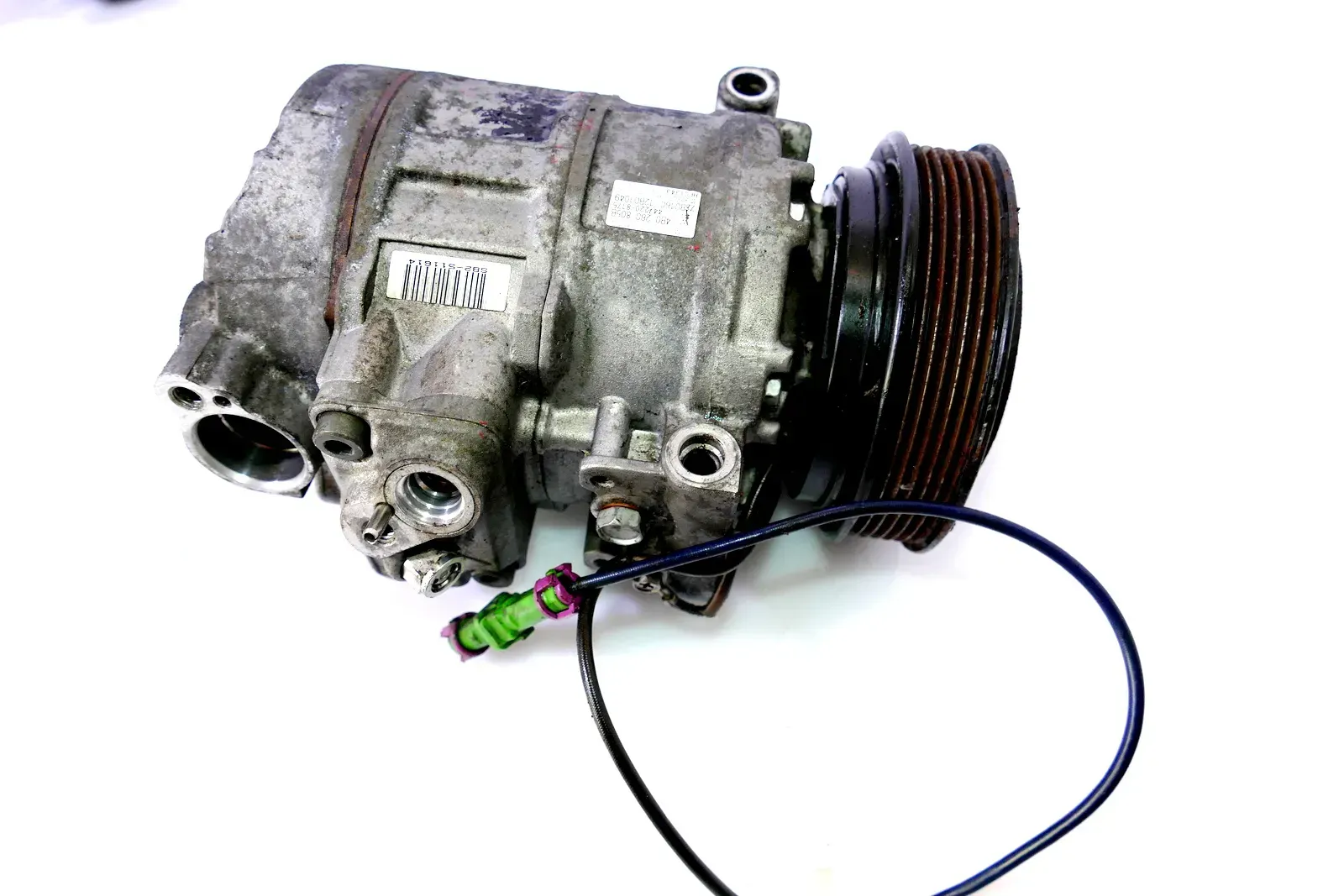 Audi A4 B5 A6 3BG Klimakompressor Kompressor 4B0260805B 6 Zylinder 2,6 2,8 AMX - Bild 1
