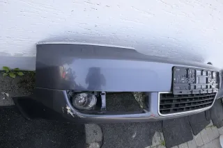 Audi A6 4B Frontstoßstange Stoßstange vorn vorne Stoßfänger grau Facelift - Bild 3