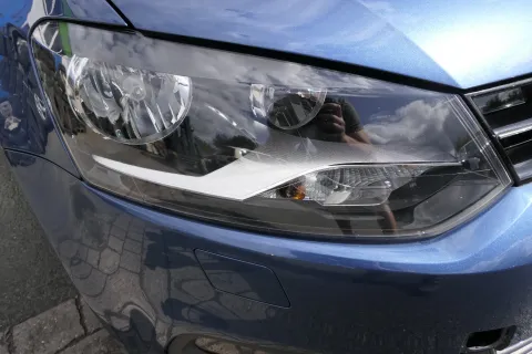VW Polo 6R Scheinwerfer rechts vorne 6R1941008F /E (keinXen0n)