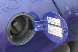 Seat Leon 1M Tankdeckel Deckel Tank Tankverschluß blau LS5N - Bild 2