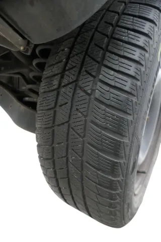 2x VW Passat 3C Golf Reifen Winterrreifen M&S 205/55 R16 91H Felgen 5,5-6mm - Bild 3