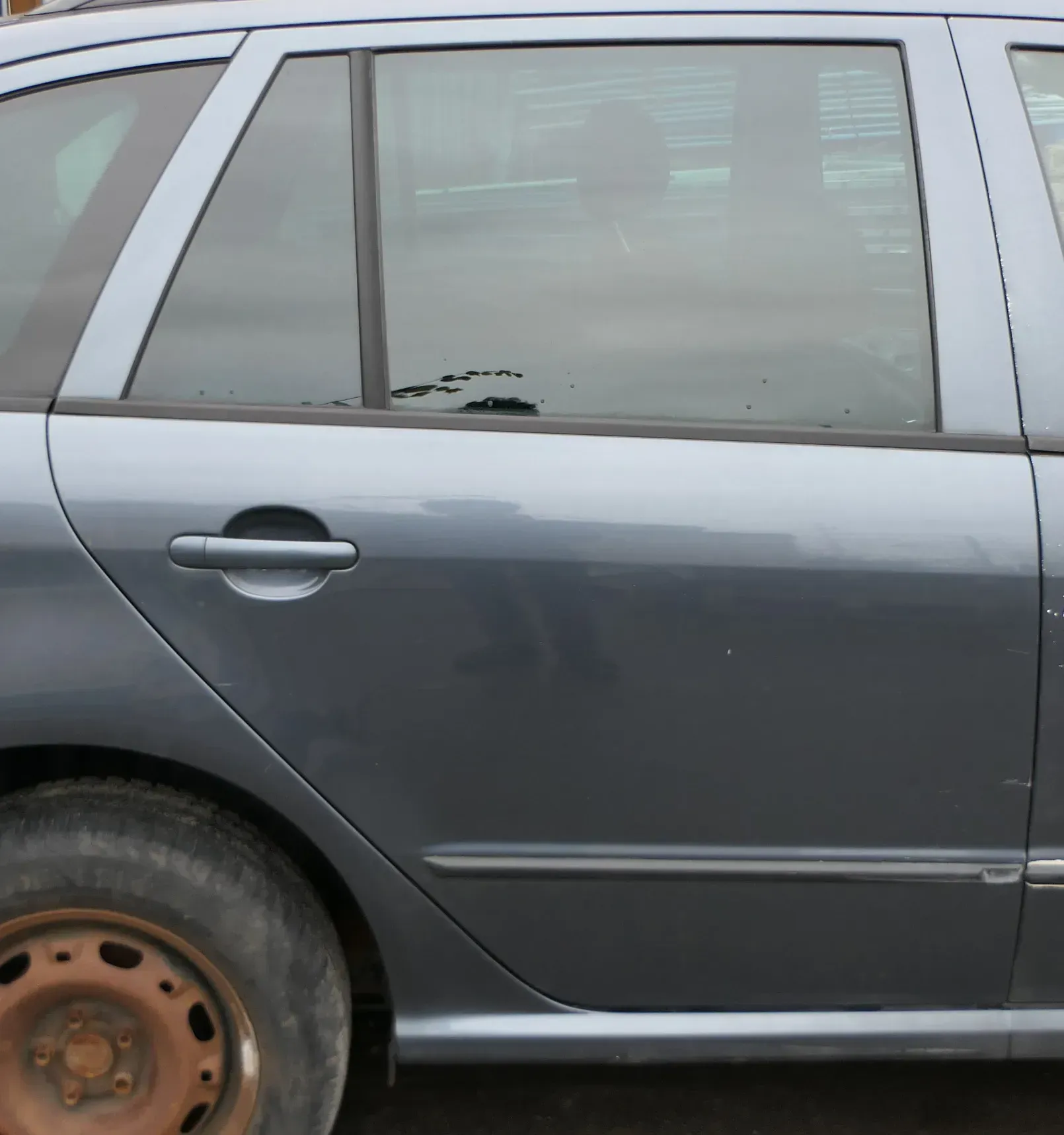 Skoda Fabia 6Y Combi Variant Kombi Tür hinten rechts grau LF7V - Bild 1