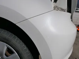 VW Polo 6R Stoßstange Heckstoßstange hinten weiß LB9A   -  MÄNGEL  BILDER ! - Bild 3