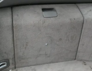 A6 4B Abdeckung Verkleidung Kofferraum hinten links Seite Deckel Klappe grau sw - Bild 1