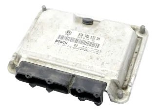 VW Lupo 6X Steuergerät  1,0 37kw 50 PS AUC Motor 030906032DN - Bild 1
