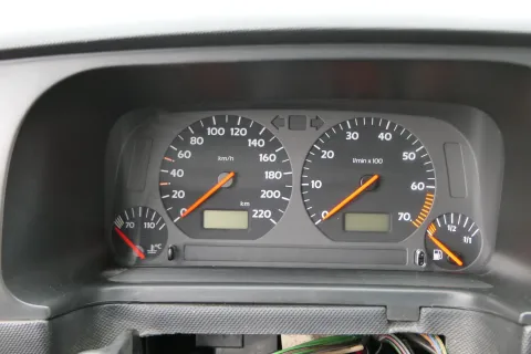 VW Golf 3 Tacho Tachometer Kombiinstrument 1E0919860B