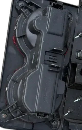 Iveco eMoovy Rücklicht hinten links aussen Rückleuchte Heckleuchte 924014E010 - Bild 2