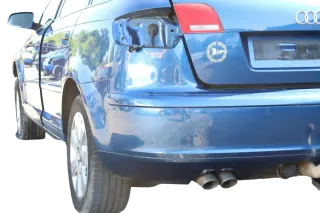 Audi A3 8P Stoßstange Stoßfänger hinten 4/5-Türer blau LZ5C AHK PDC - Bild 5