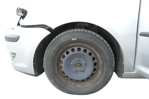 VW Golf 6 Caddy 2K 195/65 R15 91T Winterreifen M+S Felgen Reifen M&S ca. 6-9mm