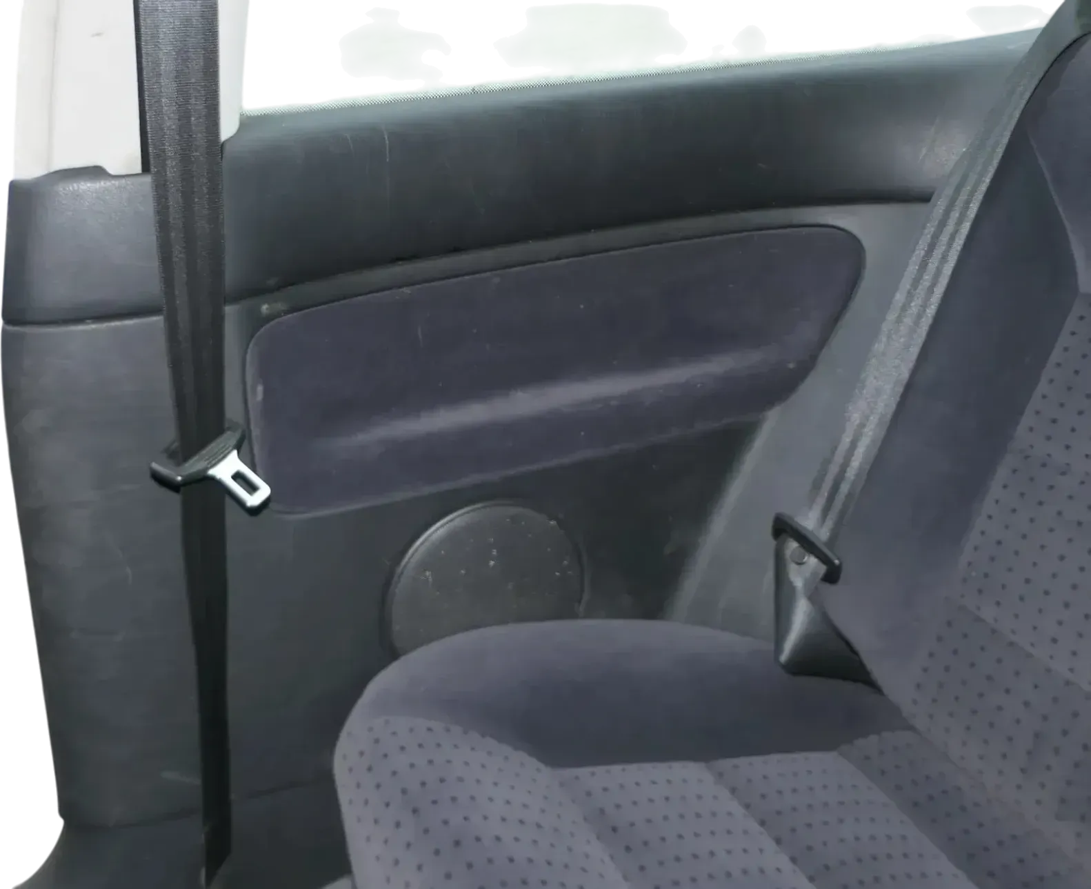 VW Golf 4 1J 2/3-Türer Verkleidung Seite hinten rechts schwarz Abdeckung Velour - Bild 1