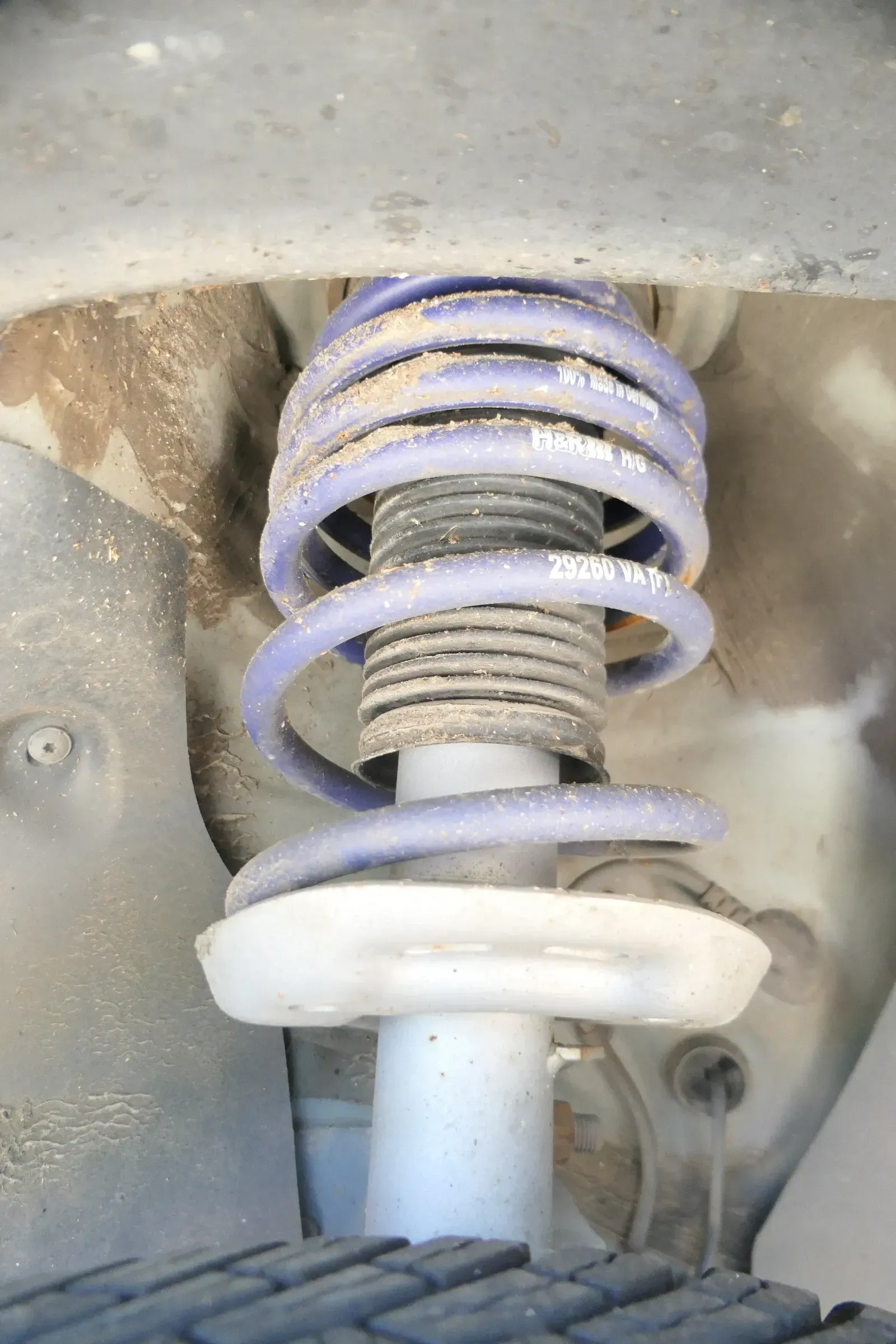 4x Golf 6 5M Federn Fahrwerk Sportfedern 45mm-50mm Tieferlegung H&R 29260 VA - Bild 1