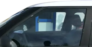 Skoda Fabia 5J vorne links Fenster Scheibe in Tür Fensterscheibe 4/5-Türer - Bild 1