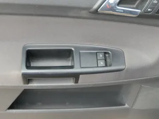 1x VW Polo 9N Türverkleidung Verkleidung Tür vorne links 2/3-Türer Griff Öffner - Bild 2