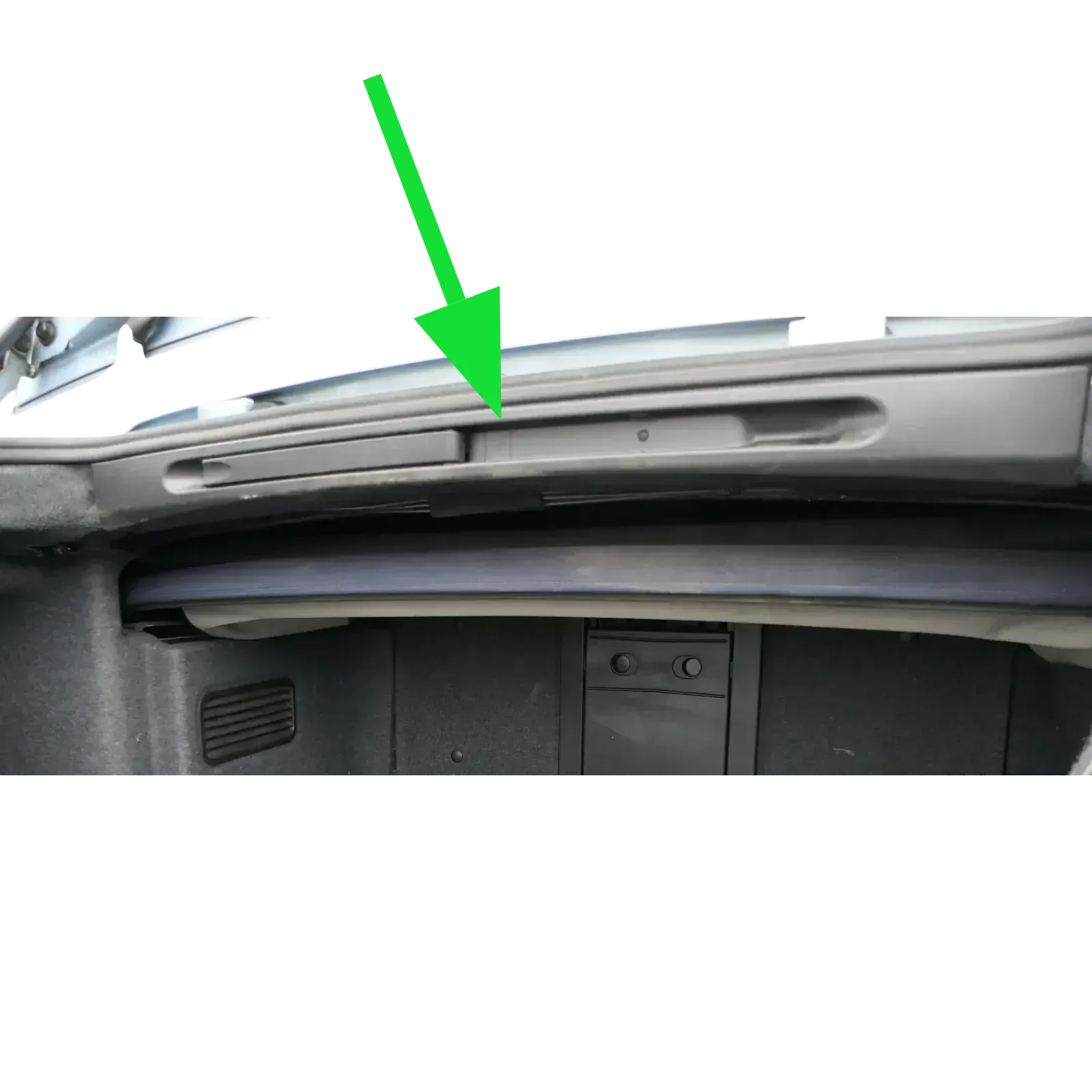 A4 8H Cabrio Verdeck Abdeckung Griff Blende Öffner für Verdeckkasten - Bild 1