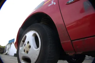 VW Sharan 7M Kotflügel links vorne rot bis ca. Ende 1999 passend - Mängel - Bild 2