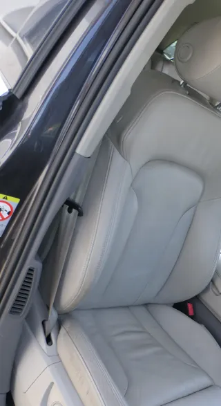 Audi Q7 4L B-Säulen Verkleidung vorne rechts Abdeckung um Gurt achatgrau grau - Bild 1