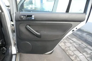 1x VW Golf 4 1J Kombi Türverkleidung Verkleidung Tür hinten rechts schwarz f - Bild 2