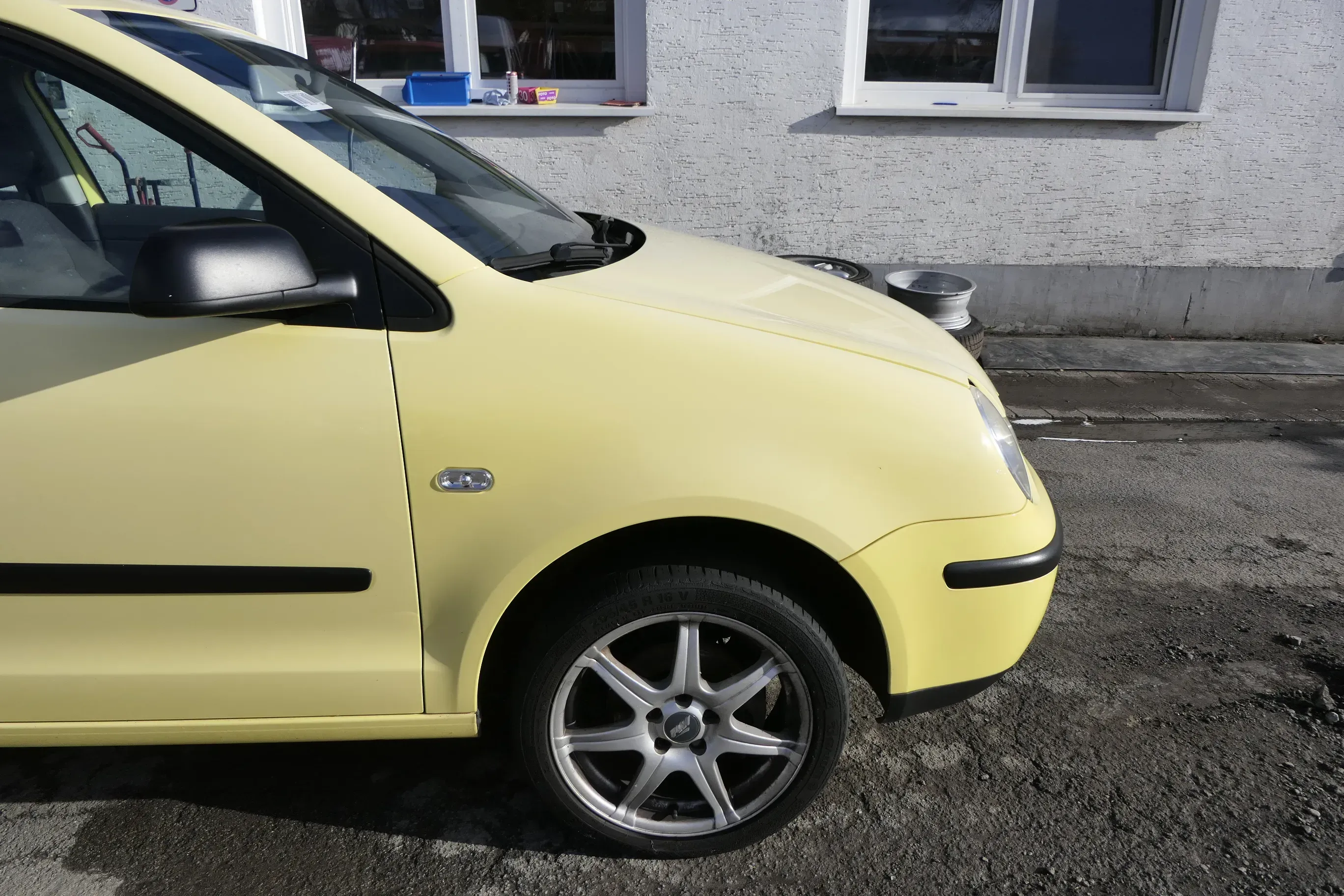 VW Polo 9N Kotflügel vorne rechts gelb LD1B bis ca.Bj.2004 - Bild 1