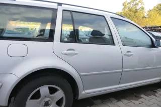 VW Golf 4 Bora Tür hinten rechts nur Kombi / Variant silber LB7Z -ohne Anbauteil - Bild 1