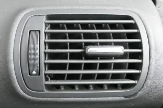 Audi A3 8L Lüftungsdüse Düse Lüftung links rechts Stecker beleuchtet 8L0820901C - Bild 1
