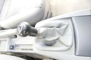 VW Passat 3B Mitteltunnel für Aschenbecher Verkleidung um Schaltknauf graau - Bild 4