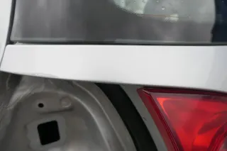 VW Golf 5 V Heckklappe hinten Kofferraumklappe mit Scheibe silber grau LA7W Sil - Bild 11