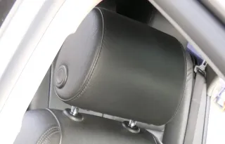 Audi A4 B6 8E Kopfstütze vorne rechts vorn schwarz soul Buffalino - Bild 1