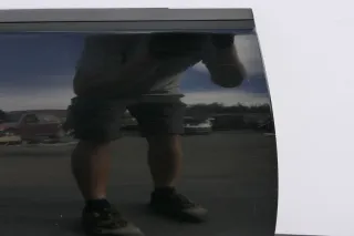 VW Golf 5 V 1K Tür nur das Türblatt hinten rechts 4/5-Türer schwarz L041 - Bild 2