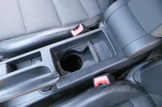 Audi A3 8P Mitteltunnel hinten Verkleidung um Handbremse Konsole - schwarz - Bild 2