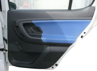 1x Fabia 5J Stufenheck Türverkleidung Verkleidung Tür hinten rechts Griff blau - Bild 1