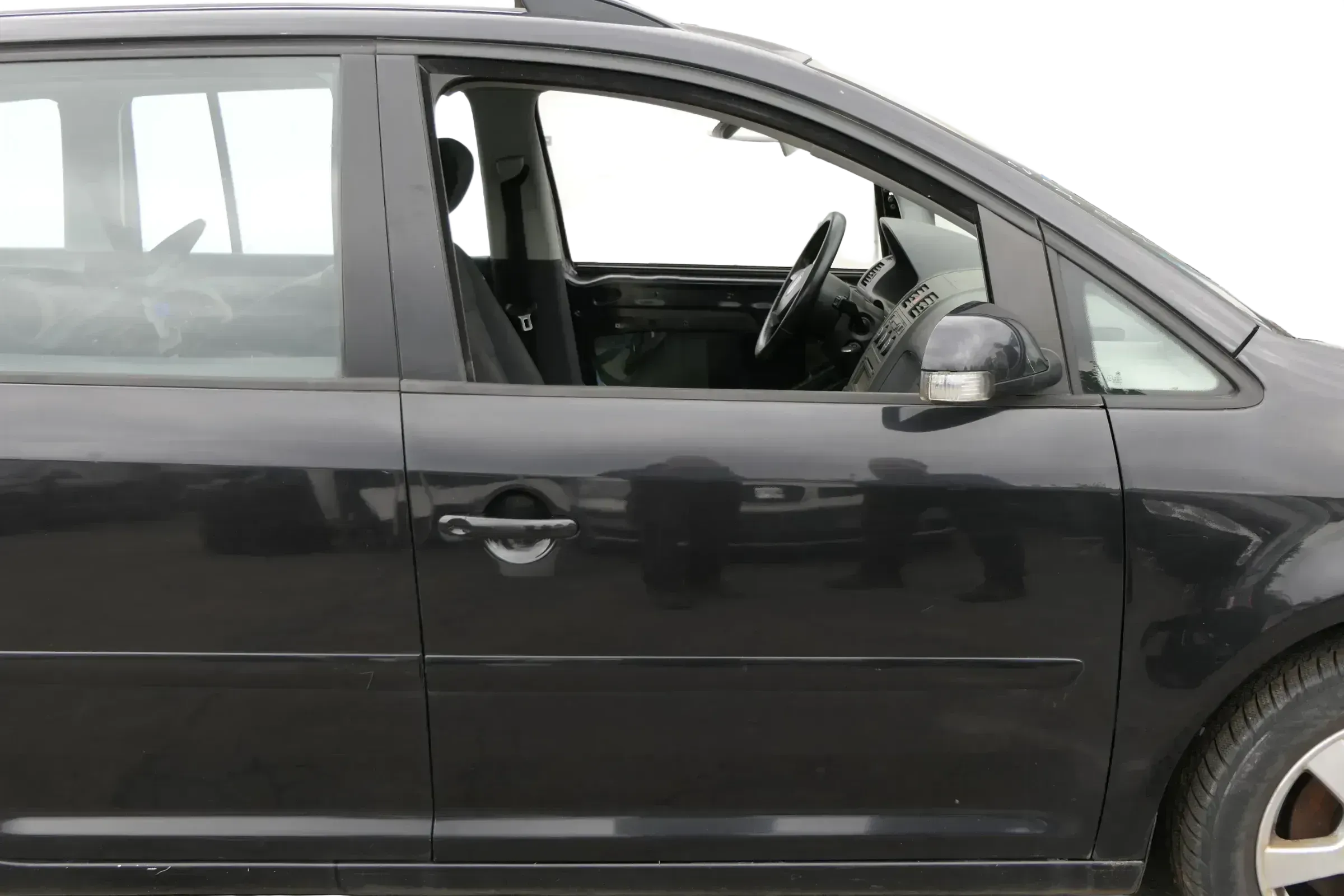 VW Touran 1T 1T3 Tür vorne rechts Beifahrertür schwarz LC9Z e - ohne Anbauteile - Bild 1