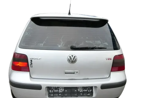VW Golf 4 Limousine nur Spoiler silber LA7W ABT Tuning an Heckklappe Klappe