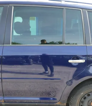 VW Touran 1T 1T3 Tür hinten links blau LB5N - ohne Anbauteile - Bild 1