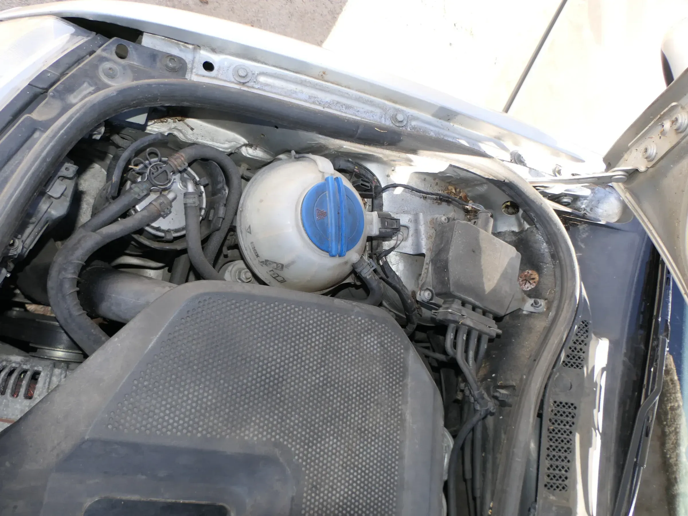 VW Polo 9N3 Fabia Luftschlauch Schlauch Rohr Leitung 1,9 TDI AXR 6Q0129654AM - Bild 1