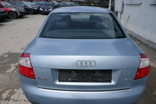 Audi A4 8E B6 Limousine Stoßstange hinten mit Spoiler blau LY7R - Bild 10