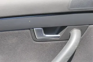 A4 8E B6 Dekor Leisten Türverkleidung Verkleidung Tür vorne +hinten schwarz - Bild 10