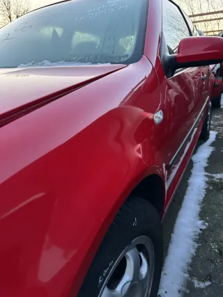 VW Golf 4 1J Kotflügel vorne links rot LY3D - kleine Hageldellen - Bild 11