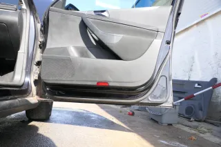 1x VW Passat 3C Variant Türverkleidung Verkleidung Tür vorne rechts schwarz - Bild 3