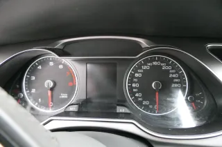 Audi A4 8K Tacho Tachometer Kombiinstrument 8K0920931P Benzin CJEB - Bild 1