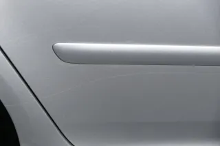 Golf 5 V 1K Tür Türrahmen hinten rechts 4/5-Türer grau silber LA7W -ohneAnbautei - Bild 4