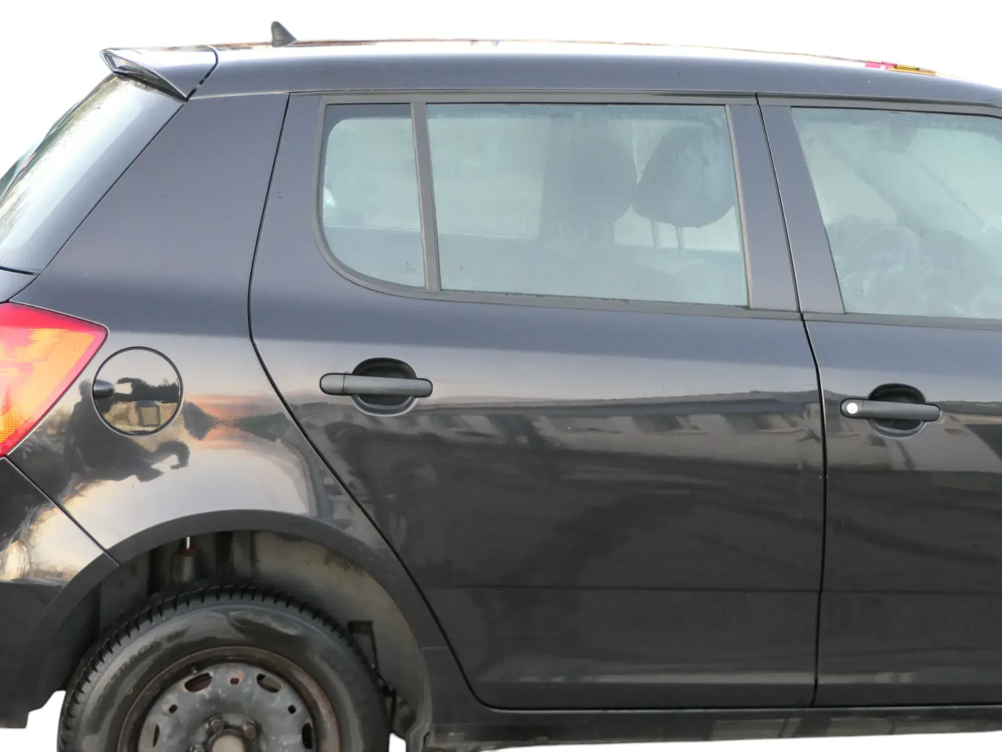 Skoda Fabia 5J Limousine Tür hinten rechts schwarz LF9R - ohne Anbauteile - Bild 1