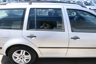 VW Golf 4 Bora Tür hinten rechts nur Kombi / Variant silber LA7W -ohne Anbauteil - Bild 1