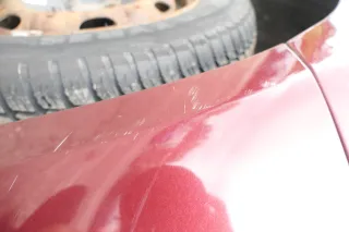 VW Polo 9N 9N3 Stoßstange Heckstoßstange hinten rot LC3R Einparkhilfe PDC - Bild 4