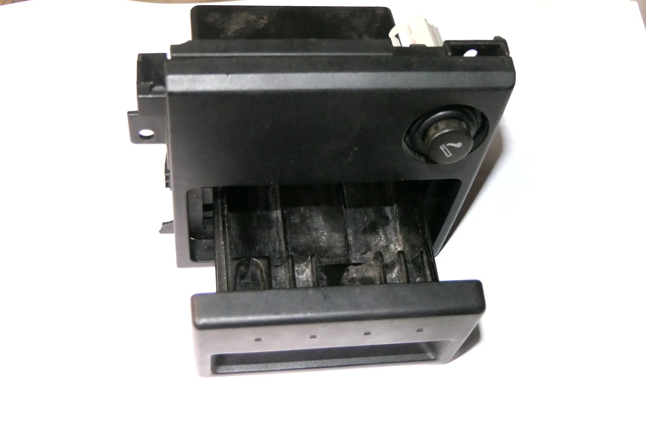 VW T4 Aschenbecher Zigarettenanzünder 7D0857305B 7D0857331B/A - Bild 1