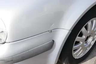 VW Golf 4 Stoßstange vorne Stoßfänger vorn vorne silber LB7Z satinsilber - Bild 5