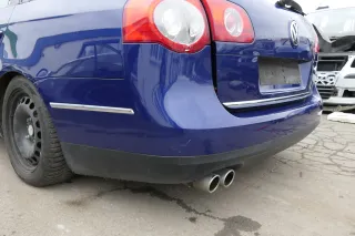 VW Passat 3C Kombi Stoßstange hinten Heckstoßstange Stoßfänger blau LC5E PDC - Bild 3