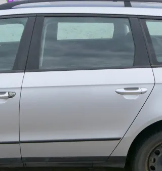 VW Passat 3C Kombi Variant Tür hinten links silber LA7W -OHNE Anbauteile c - Bild 1