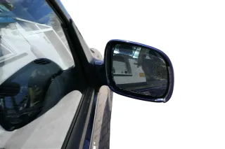 VW Golf 4 Bora elektrischer Spiegel vorne rechts Außenspiegel blau LB5N Glas - Bild 5