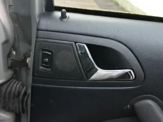 1x Octavia 1U Kombi Türverkleidung Verkleidung Tür hinten rechts - Bild 3