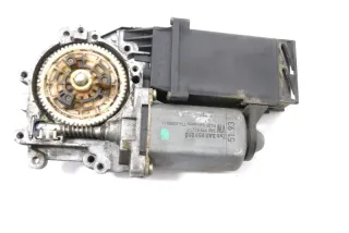 VW Passat 3A 35i elektrischer Fensterheber Motor rechts hinten 3A0959810 - Bild 2